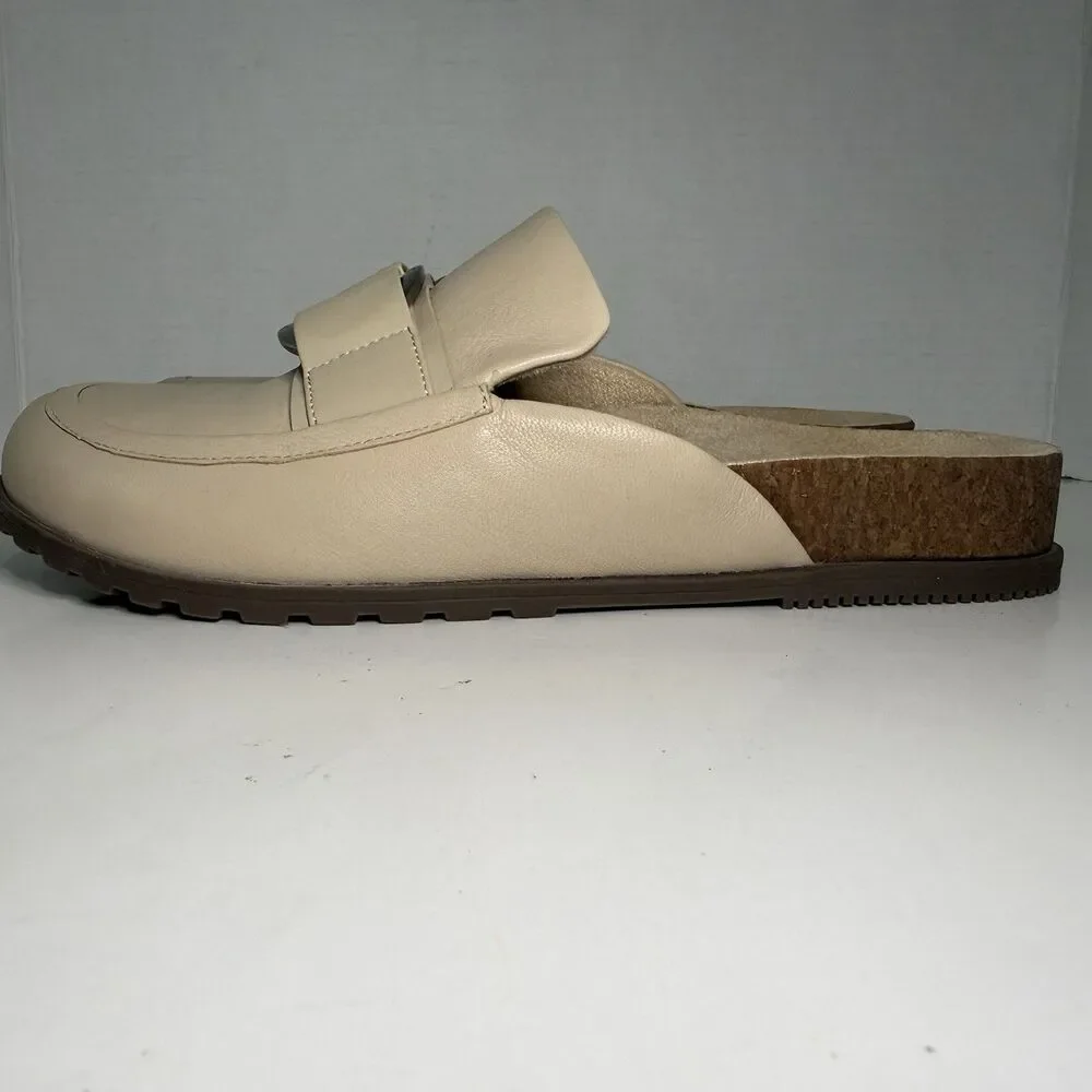 Vionic Jordan Mule Clogs Womens 8 Beige Leather Slip On Comfort Loafers EUC